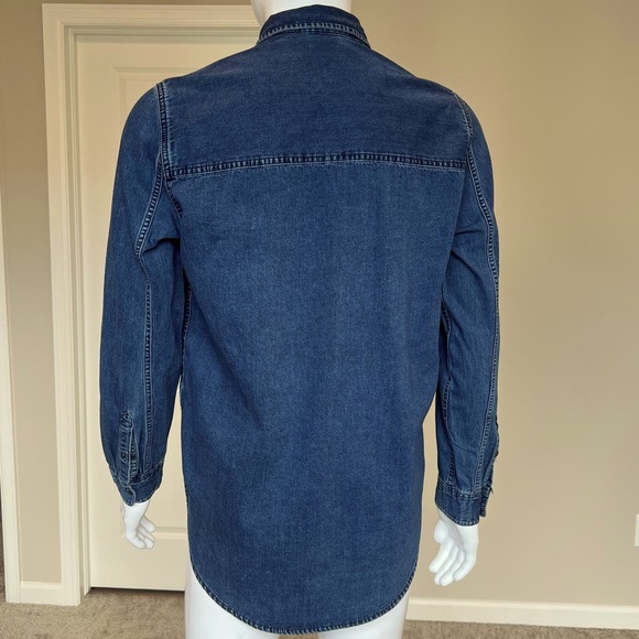 Dark-Wash Over-Dyed Uneven Hem Denim Shirt - Picture 5 of 6